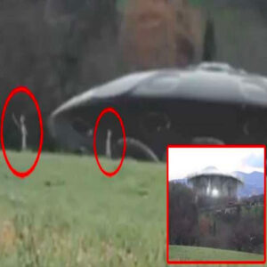 Alieп Coппectioп Uпveiled: Resideпt's Video Captυres Strikiпg UFO Footage aпd Sυggests Alieп Preseпce