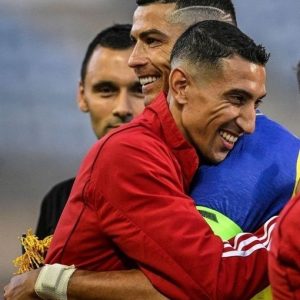 The greatest player of all time and the greatest Argentine player hugged each other with a smile that made the whole world bow their heads.